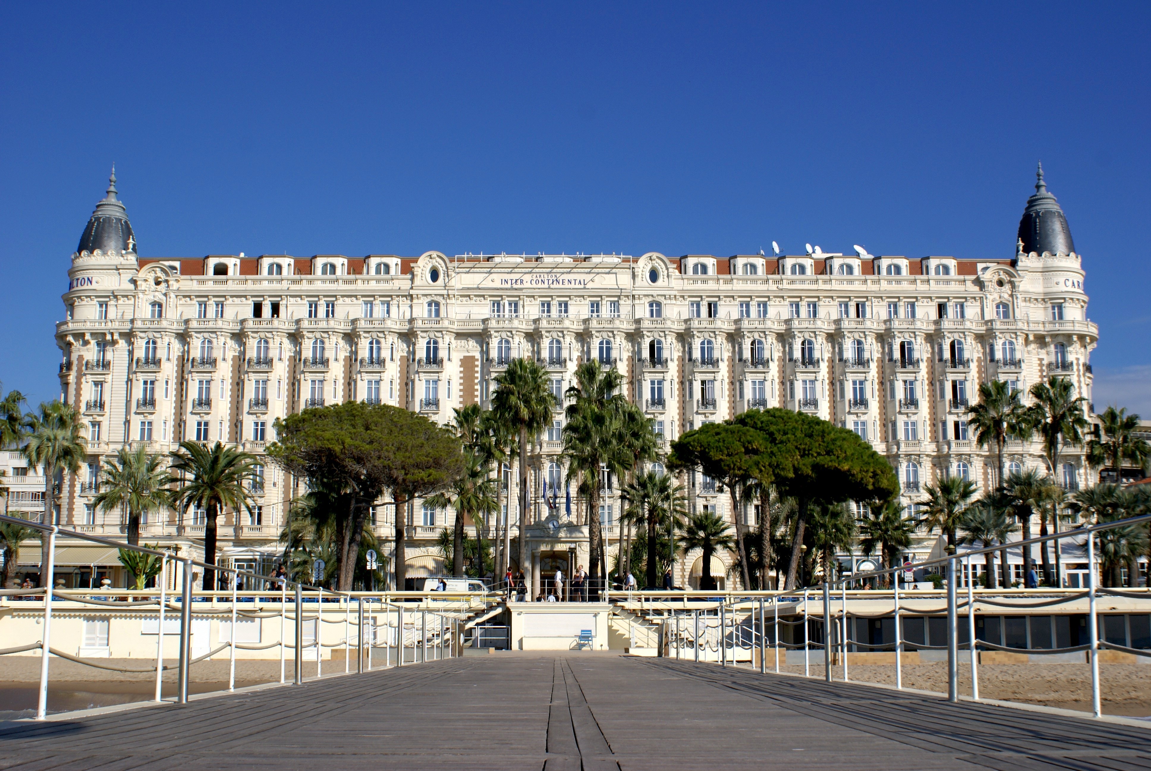 Love Hotels In Cannes France