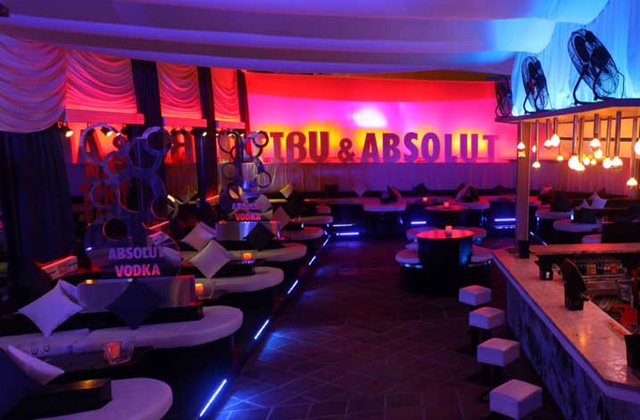 Club Premier Lounge Marbella Strip