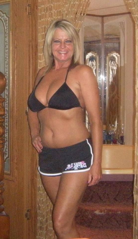 Divorced Looking Sex For Spanish Blond Dating